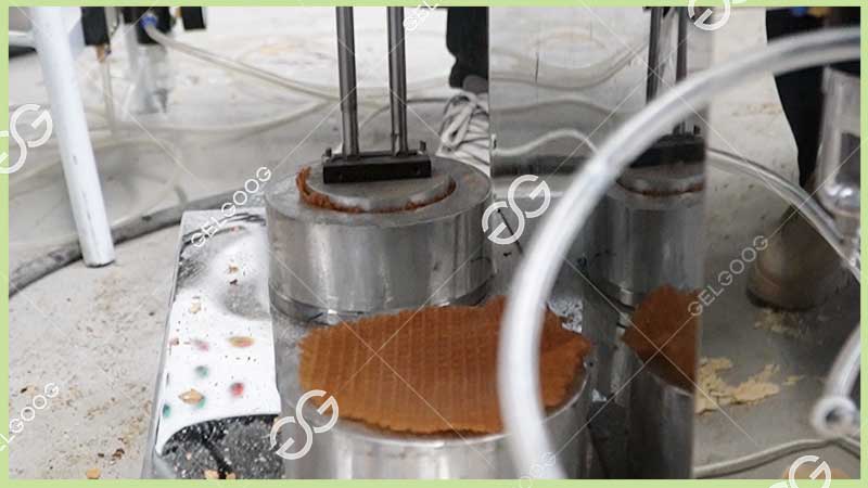 electric waffle cone maker